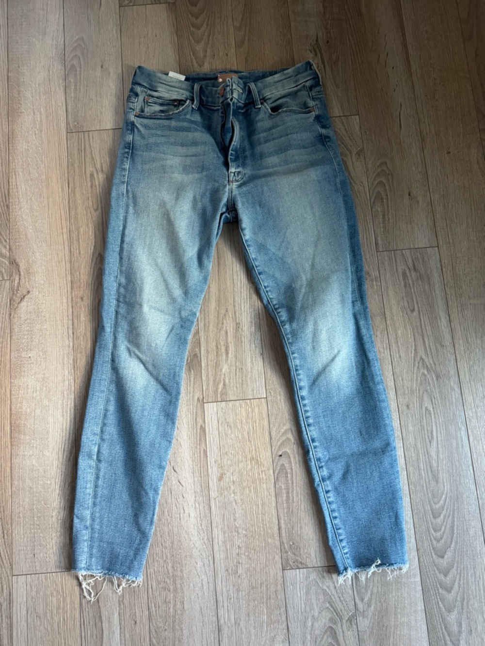 MOTHER Light Blue Washed Skinny Jeans